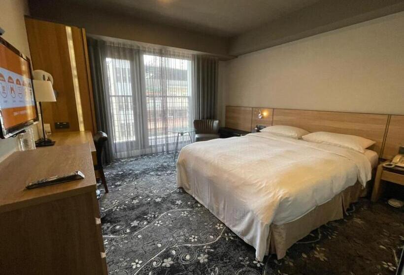 اتاق لوکس با بالکن, Simple+