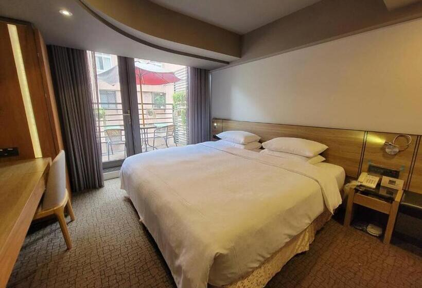 اتاق استاندارد با تخت بزرگ, Simple+