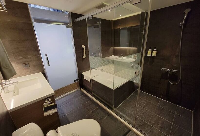 اتاق سوپریور, Simple+