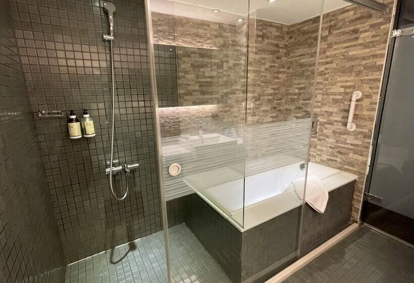 اتاق سوپریور, Simple+