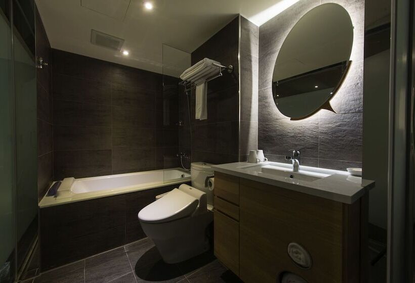 اتاق اکونومی, Simple+