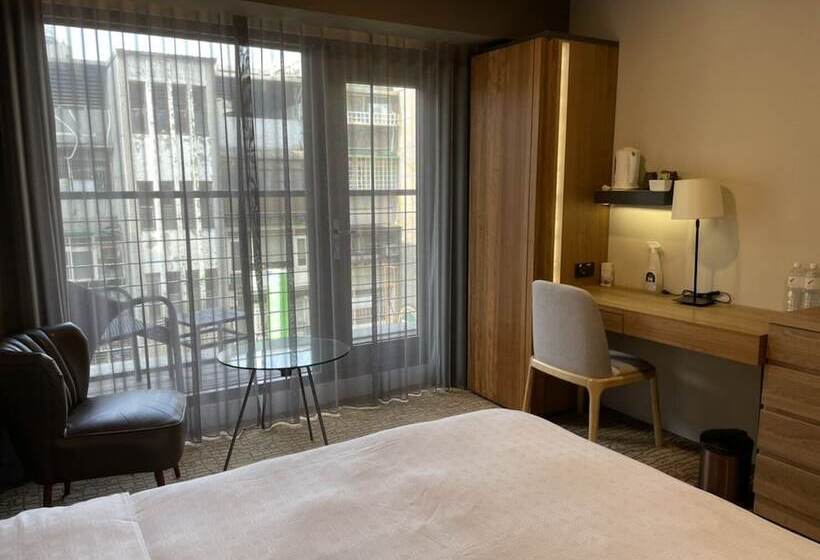 اتاق استاندارد با بالکن, Simple+