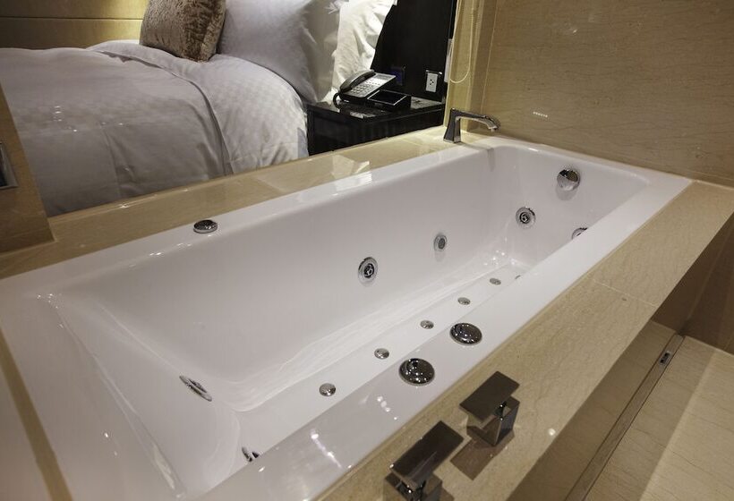 استودیوی استاندارد, The Tango Hotel Taipei Changan