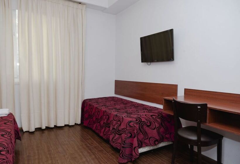 اتاق استاندارد چهار تخته, Tucuman Palace