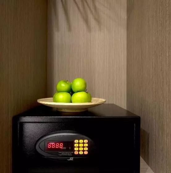 استودیوی استاندارد, V Hotel Bencoolen
