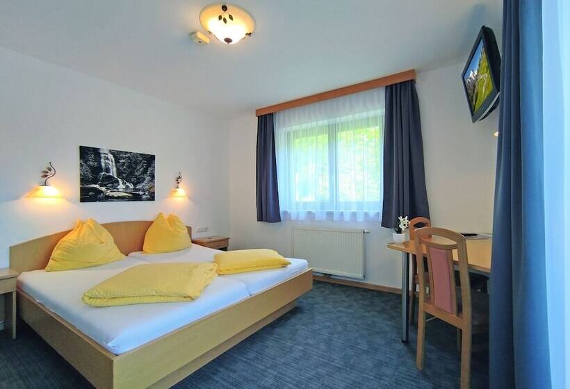 Номер Стандарт, Wasserfall