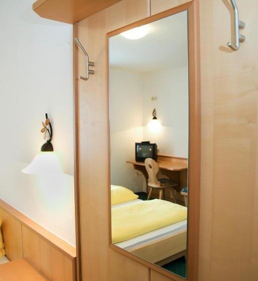 Номер Basic, Wasserfall