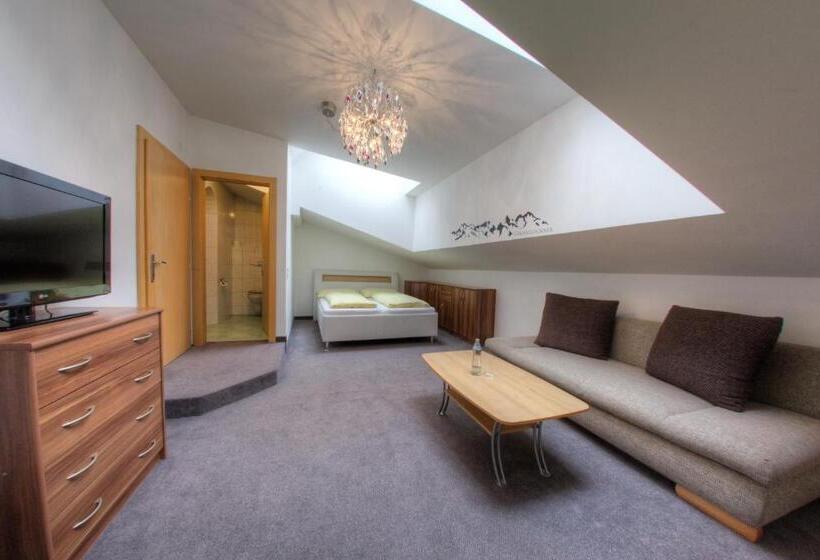 Четырехместный Номер Стандарт, Wasserfall