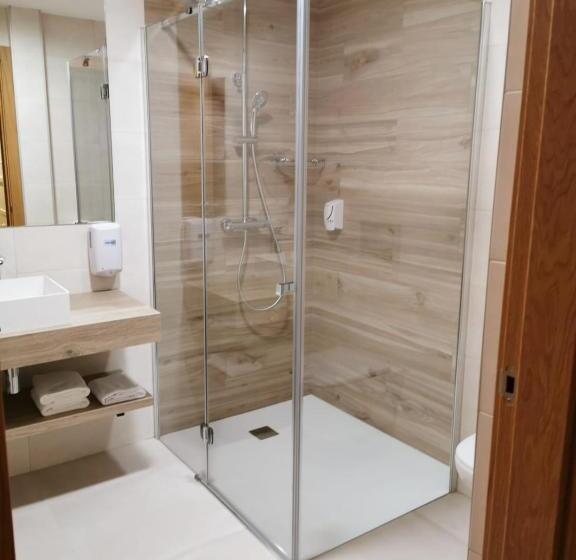 山の見えるスーペリアルーム, La Posada De Ojebar Nórdica