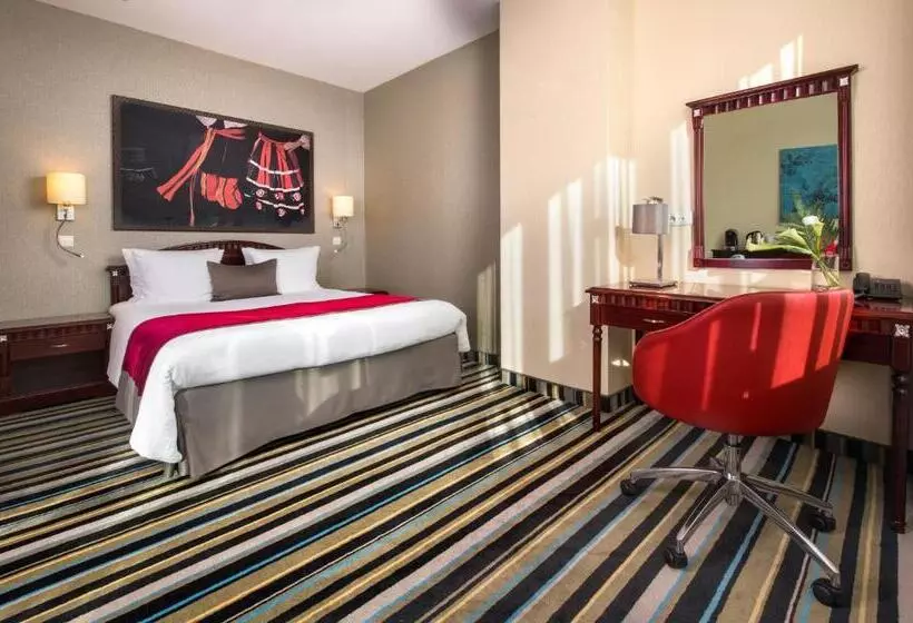 سوییت جونیور, Leonardo Royal Hotel Warsaw
