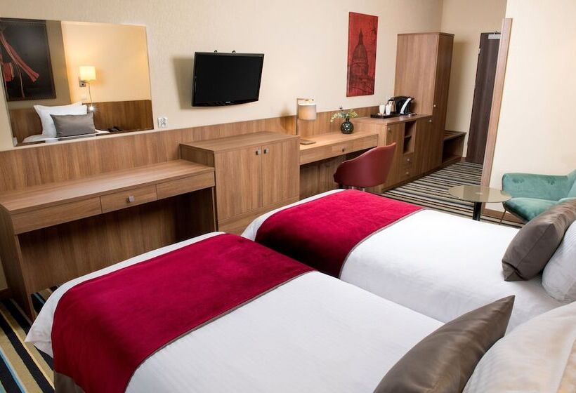 חדר קומפורט, Leonardo Royal Hotel Warsaw