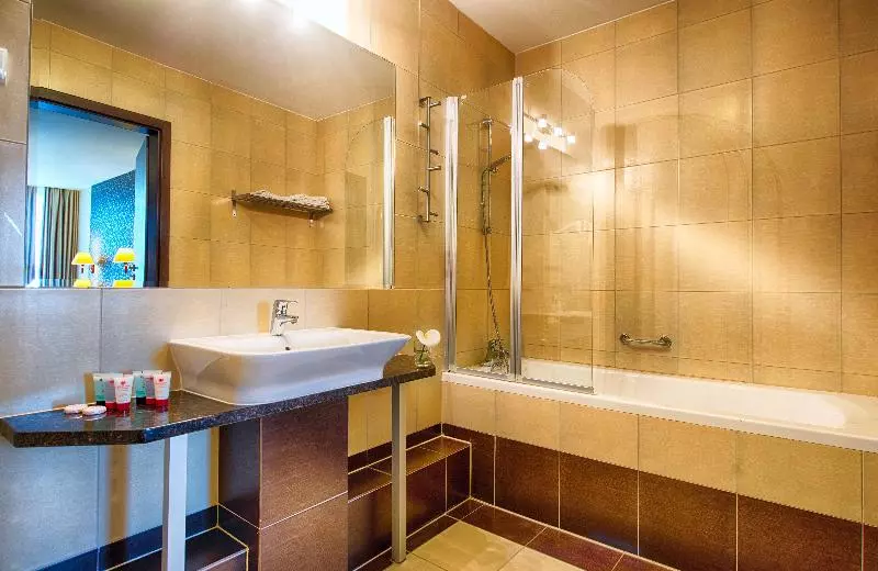 اتاق لوکس, Leonardo Royal Hotel Warsaw