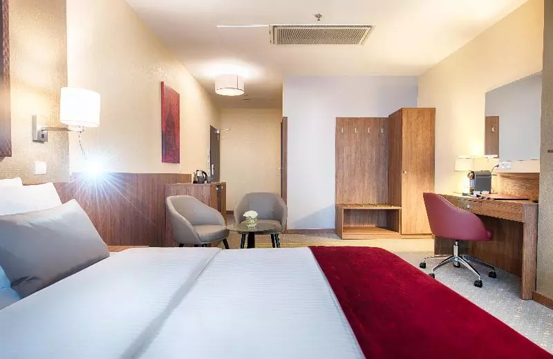 اتاق لوکس, Leonardo Royal Hotel Warsaw