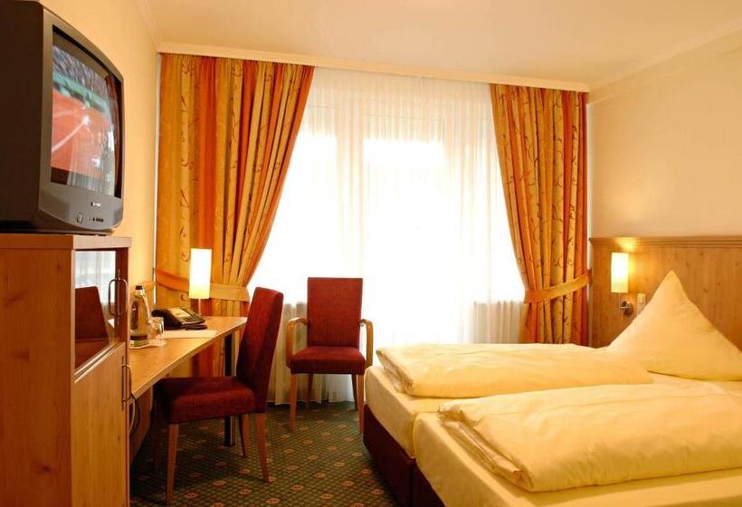 Номер Стандарт с Балконом, Moselstern Parkhotel Krähennest