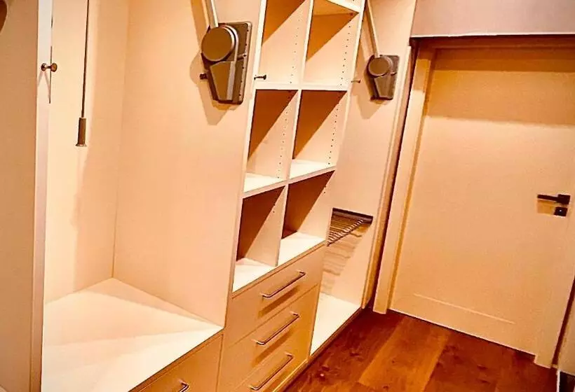 デラックススイート, Moselstern Parkhotel Krähennest