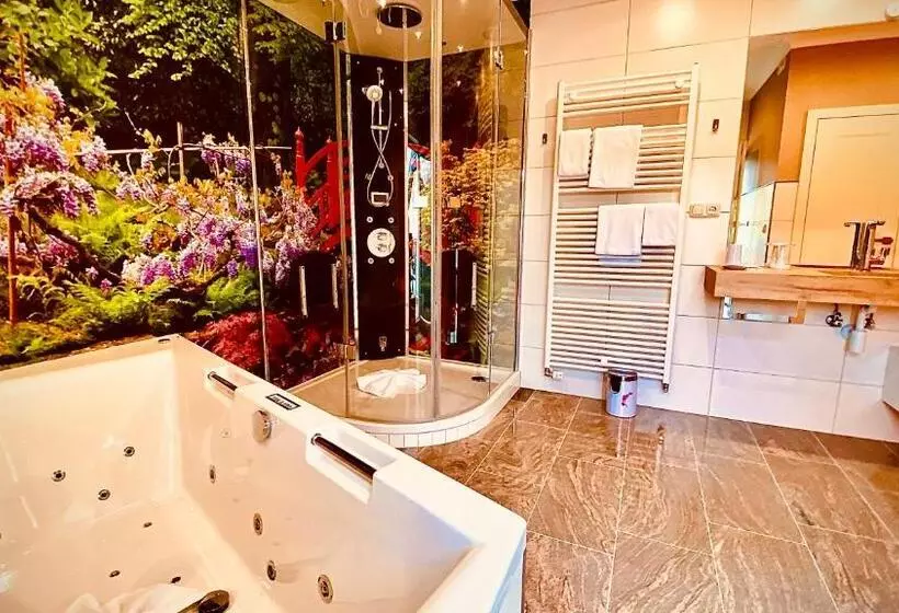 デラックススイート, Moselstern Parkhotel Krähennest