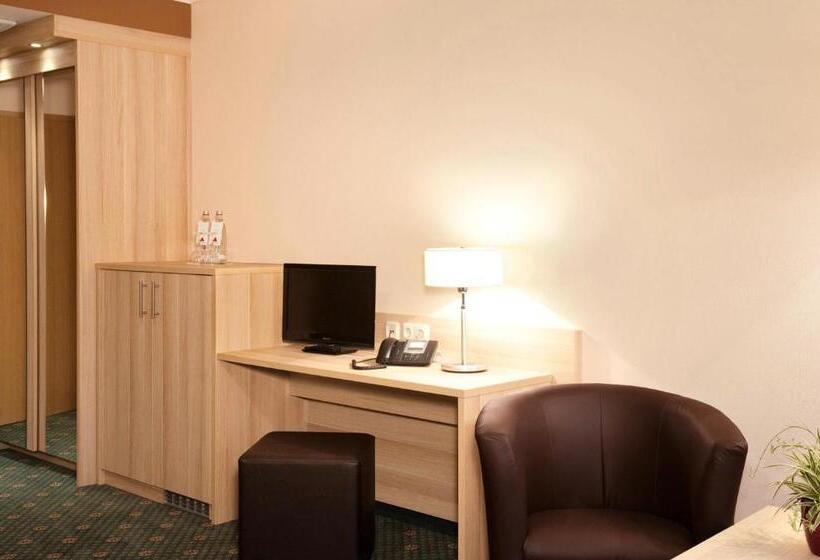 Четырехместный Номер Superior, Moselstern Parkhotel Krähennest