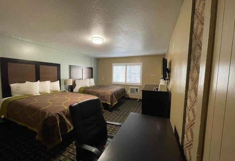 Номер Стандарт, Pinewood Inn