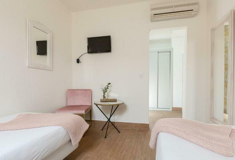 اتاق استاندارد, Nüa Santa Cruz