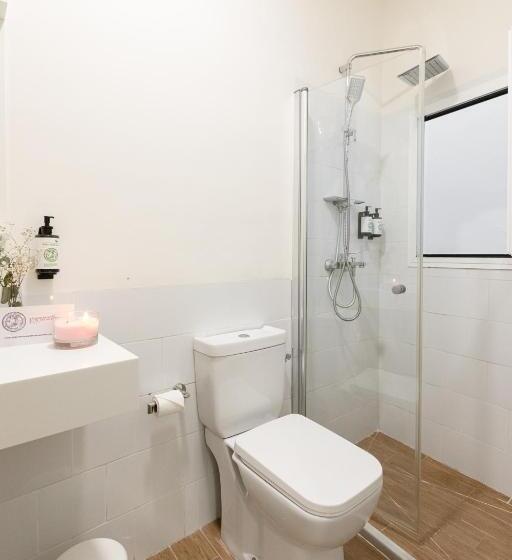 اتاق سوپریور, Nüa Santa Cruz