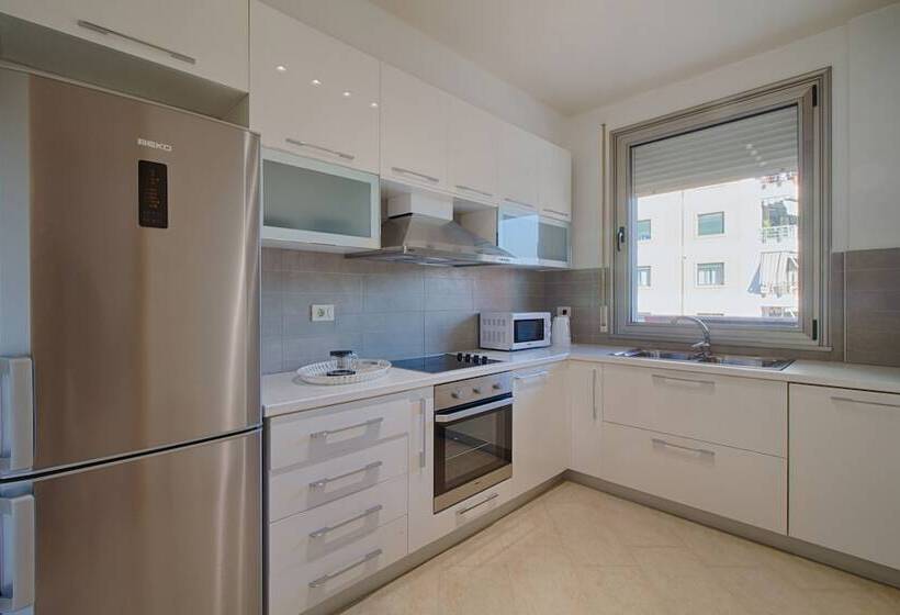 带2个卧室的公寓, The Rooms Serviced Apartments Tirana