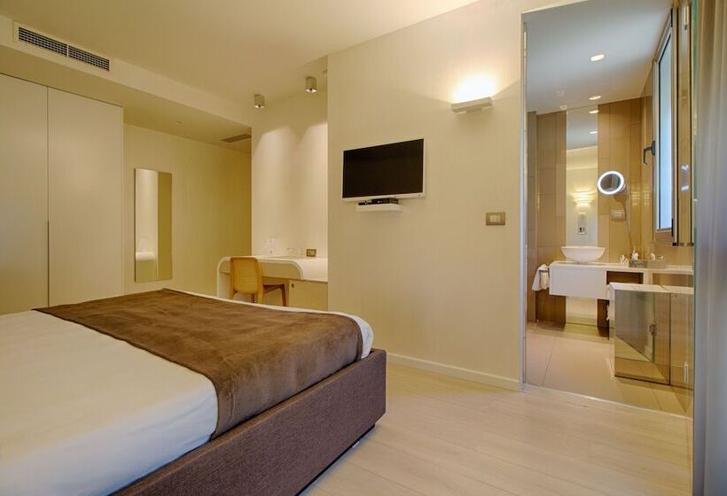 스탠다드 룸, The Rooms Serviced Apartments Tirana