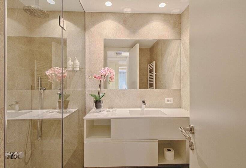 标准间, The Rooms Serviced Apartments Tirana