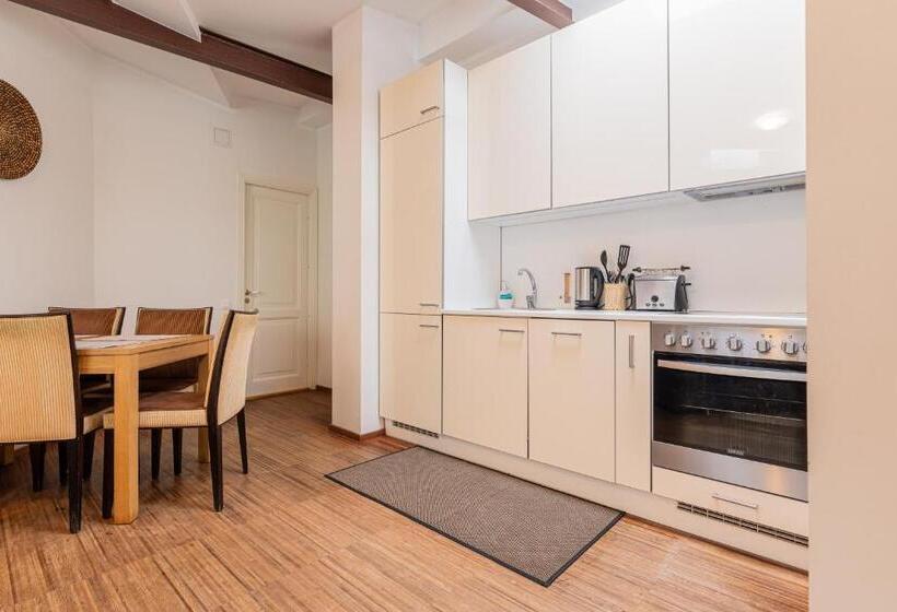 2 Bedroom Deluxe Apartment with Hidromassage, Yoga Residence Apartments