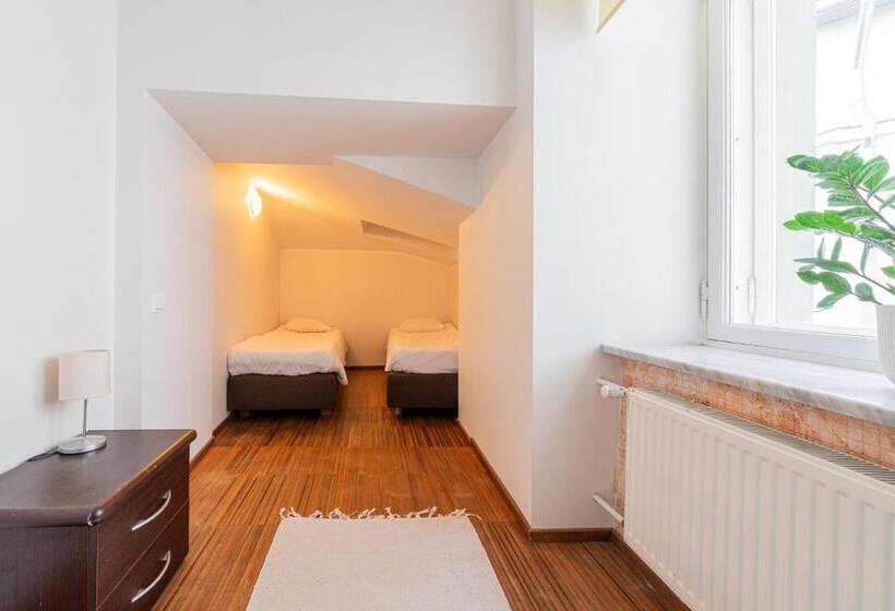 2 Bedroom Deluxe Apartment with Hidromassage, Yoga Residence Apartments