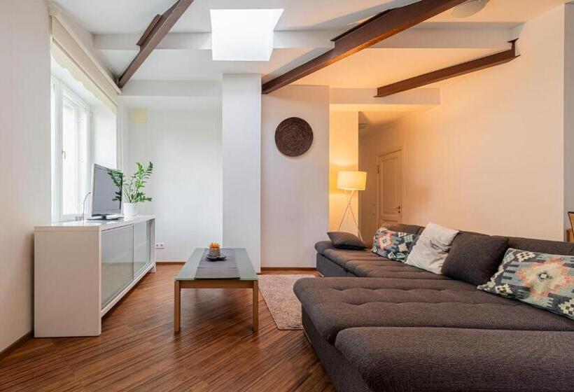 2 Bedroom Deluxe Apartment with Hidromassage, Yoga Residence Apartments