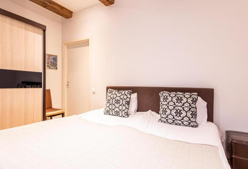 آپارتمان 2 خوابه, Yoga Residence Apartments