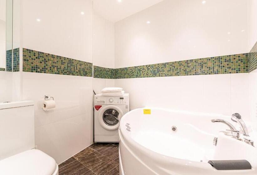 2 Bedroom Deluxe Apartment with Hidromassage, Yoga Residence Apartments