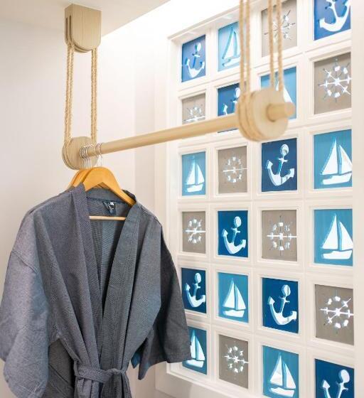 سوئیت با وان آب گرم, Panwaburi Beachfront Resort