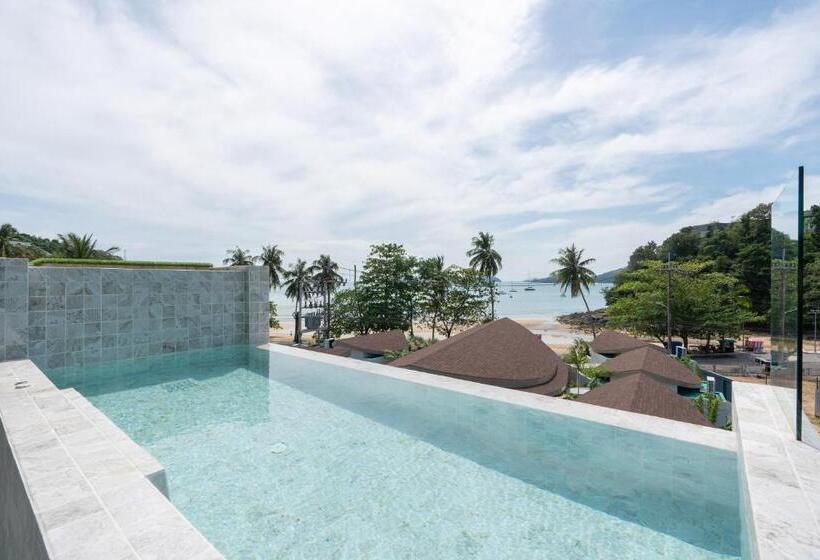 سوئیت با وان آب گرم, Panwaburi Beachfront Resort