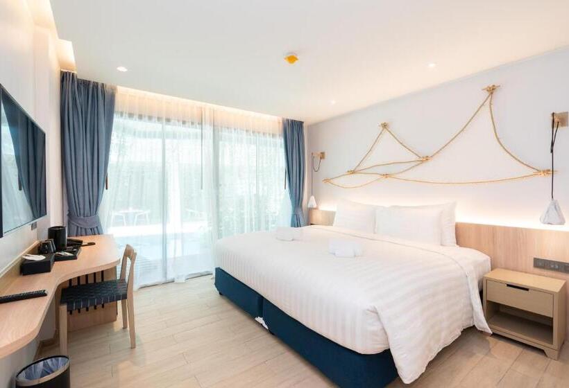 اتاق لوکس با چشمانداز, Panwaburi Beachfront Resort