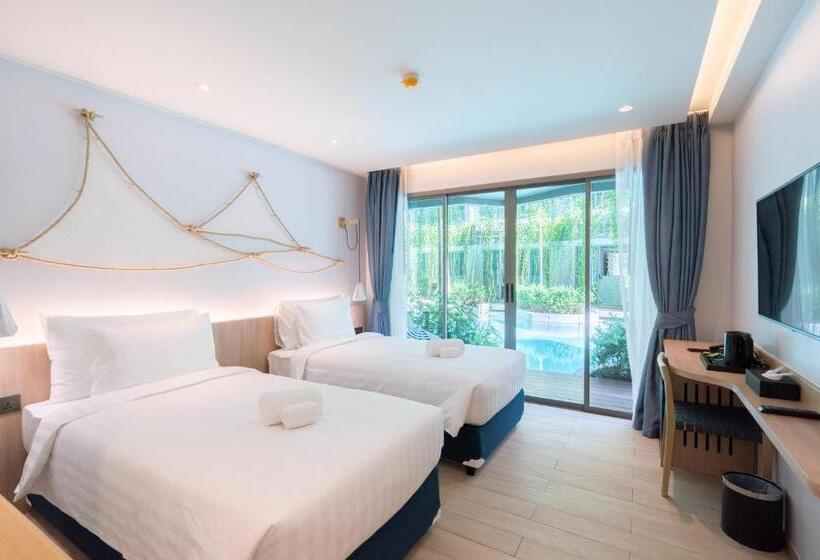 اتاق لوکس, Panwaburi Beachfront Resort