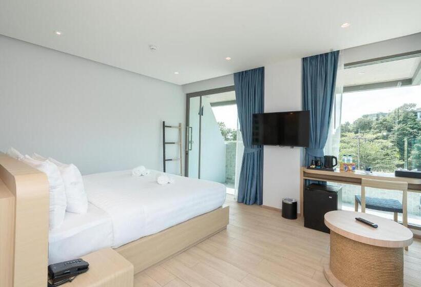 سوئیت با وان آب گرم, Panwaburi Beachfront Resort