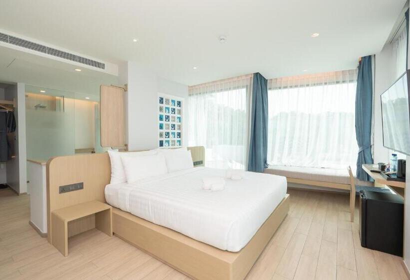 سوئیت با وان آب گرم, Panwaburi Beachfront Resort