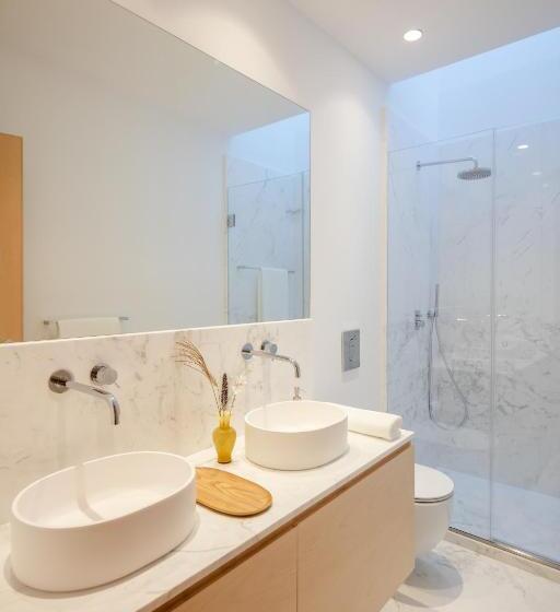 스탠다드 룸, 70 S Wood House