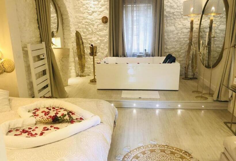 غرفة قياسية مزوَّدة بجاكوزي, Buddha Beach Thoiry