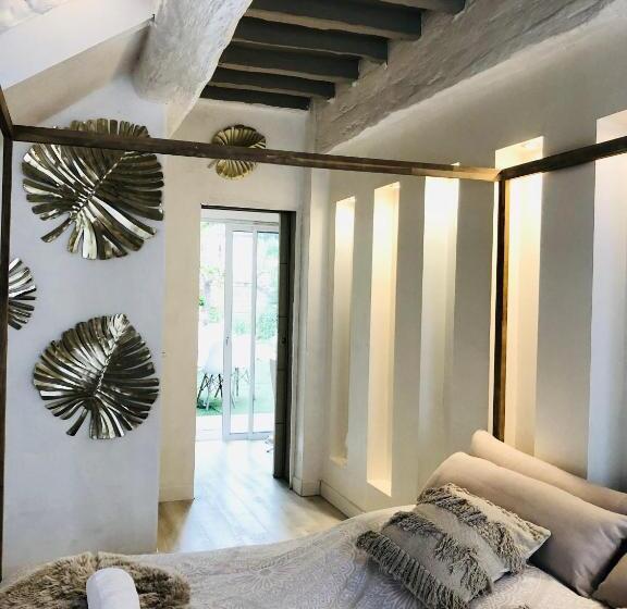 غرفة قياسية سرير كينج, Buddha Beach Thoiry