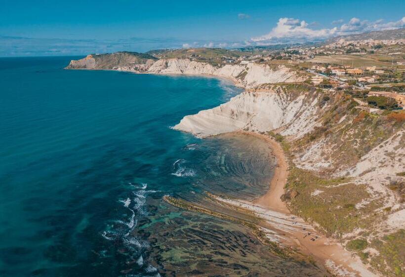 Люкс с Террасой, Emesh Boutique Suite