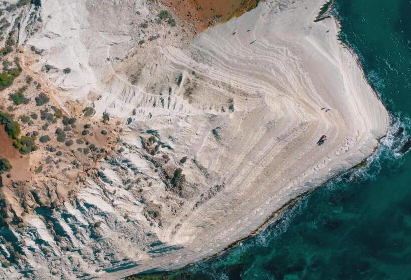 Люкс Вид на Сад, Emesh Boutique Suite