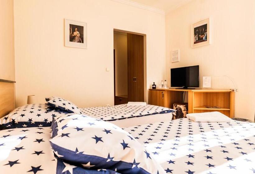 غرفة قياسية, Bolero