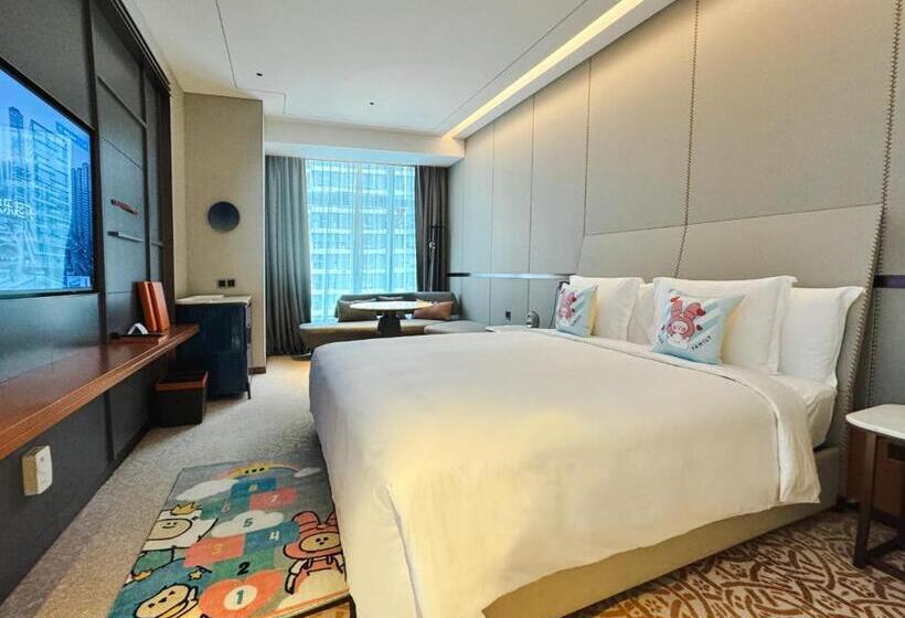 Standard Room King Size Bed, Crowne Plaza Qingdao Jinshui, An Ihg