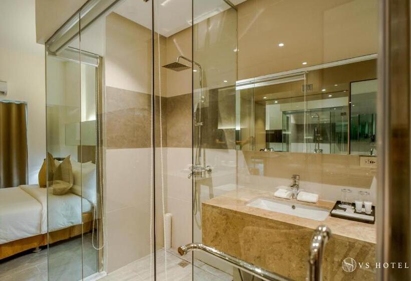 اتاق استاندارد, Vs