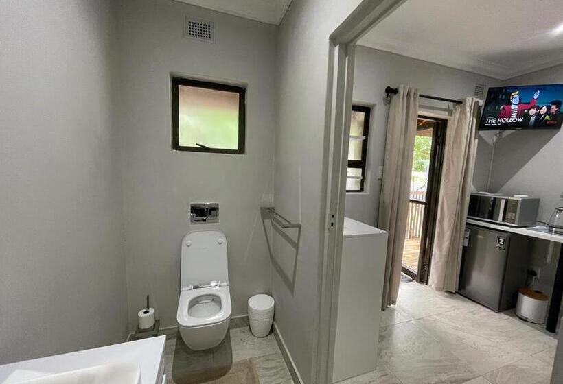 اتاق لوکس یک تخته, Guest House On Gillian Unit 4