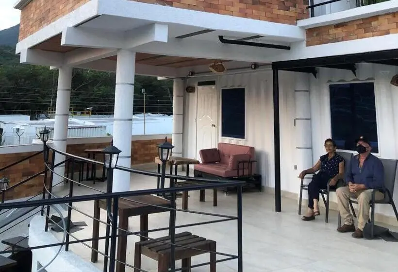 اتاق استاندارد, Hostal Bon Hábitat