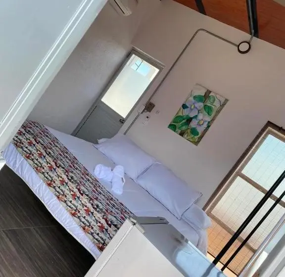 Suite with Terrace, Hostal Bon Hábitat
