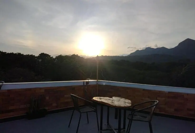 Suite with Terrace, Hostal Bon Hábitat